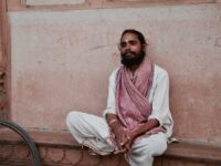 LTS 025: Namaste czyli jak witają się ludzie w Indiach – Swami Sridhar